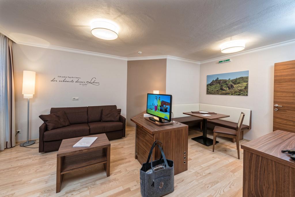 Hotel Jennys Schloessl Serfaus Phòng bức ảnh